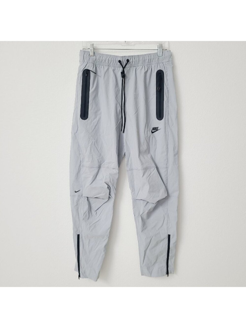 NEW Nike Tech Woven Tapered Leg Pants IB6663-012 Size M Gray NWOT #1